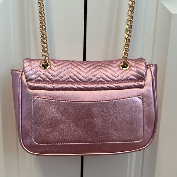 🆕 Malibu Barbie Purse w/gold chain - NWT - Picture 3 of 10